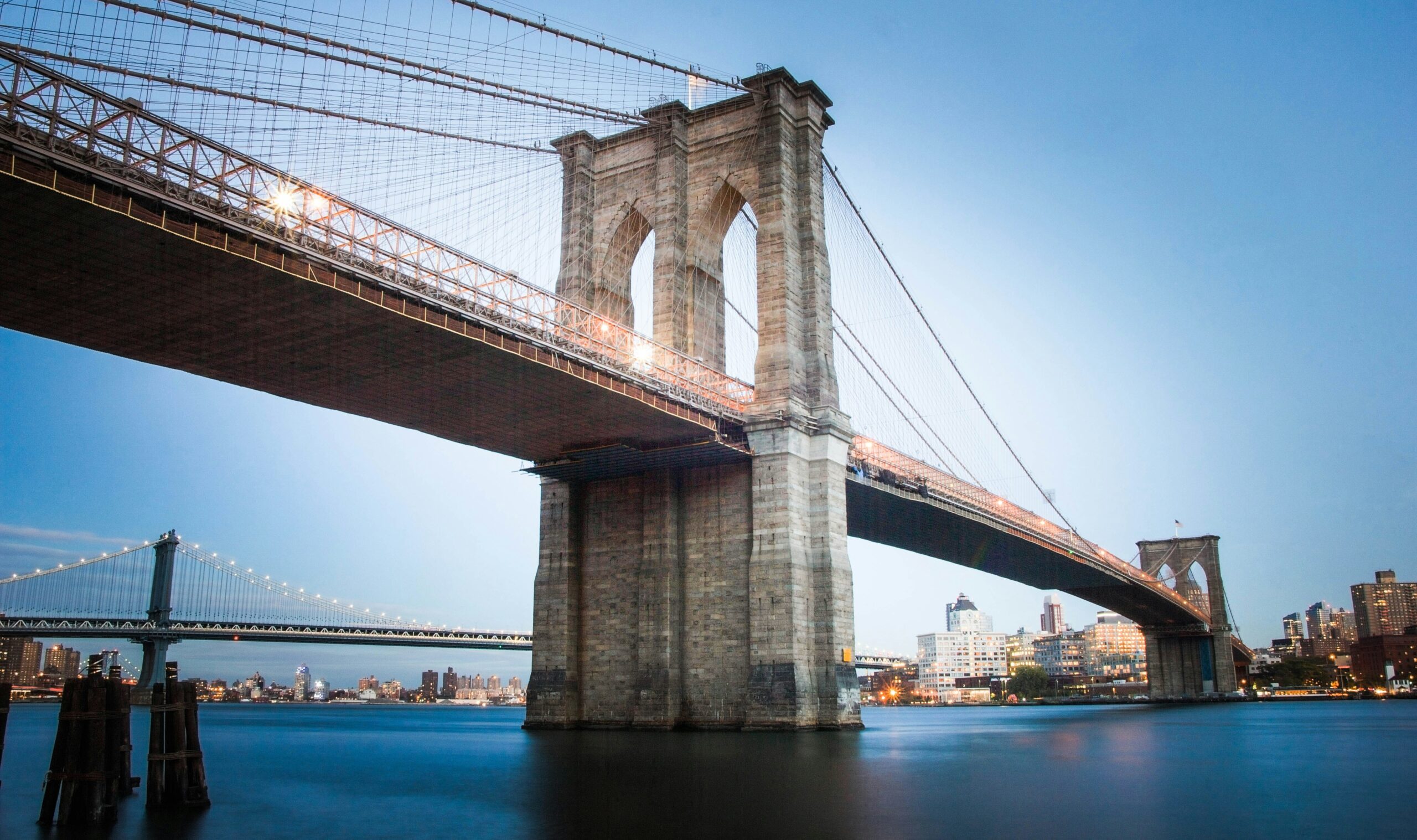 Unveiling 10 Bizarre and Fascinating Brooklyn Bridge Facts